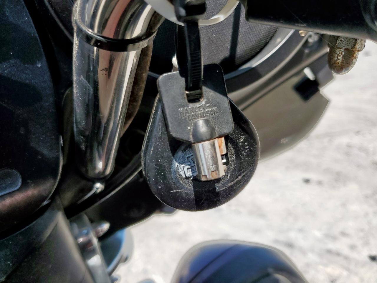 2016 Harley-Davidson Flhtcutg Tri Glide Ultra VIN: 1HD1MAL15GB859911 Lot: 84466705