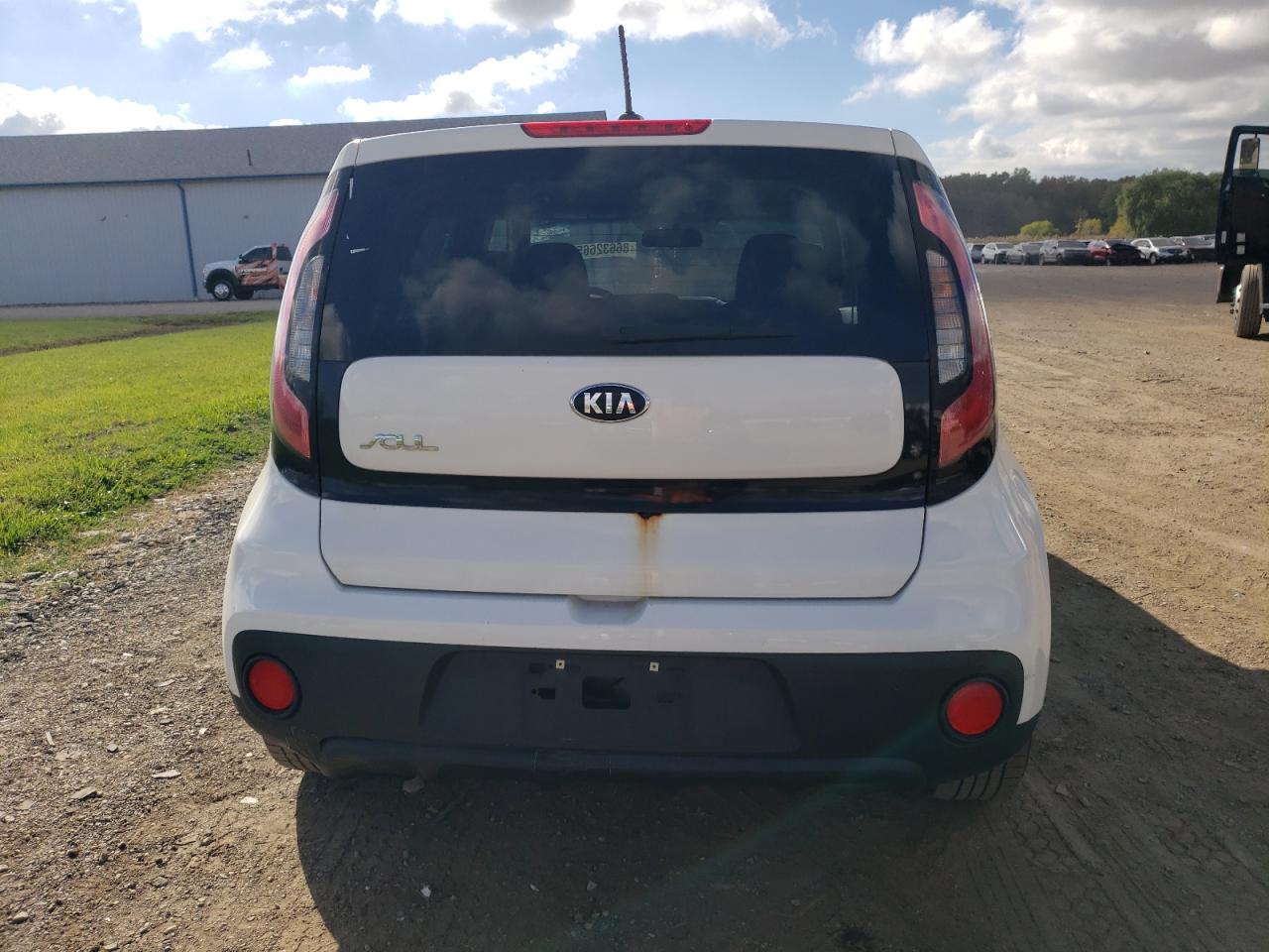 2018 Kia Soul VIN: KNDJN2A24J7895034 Lot: 86632665