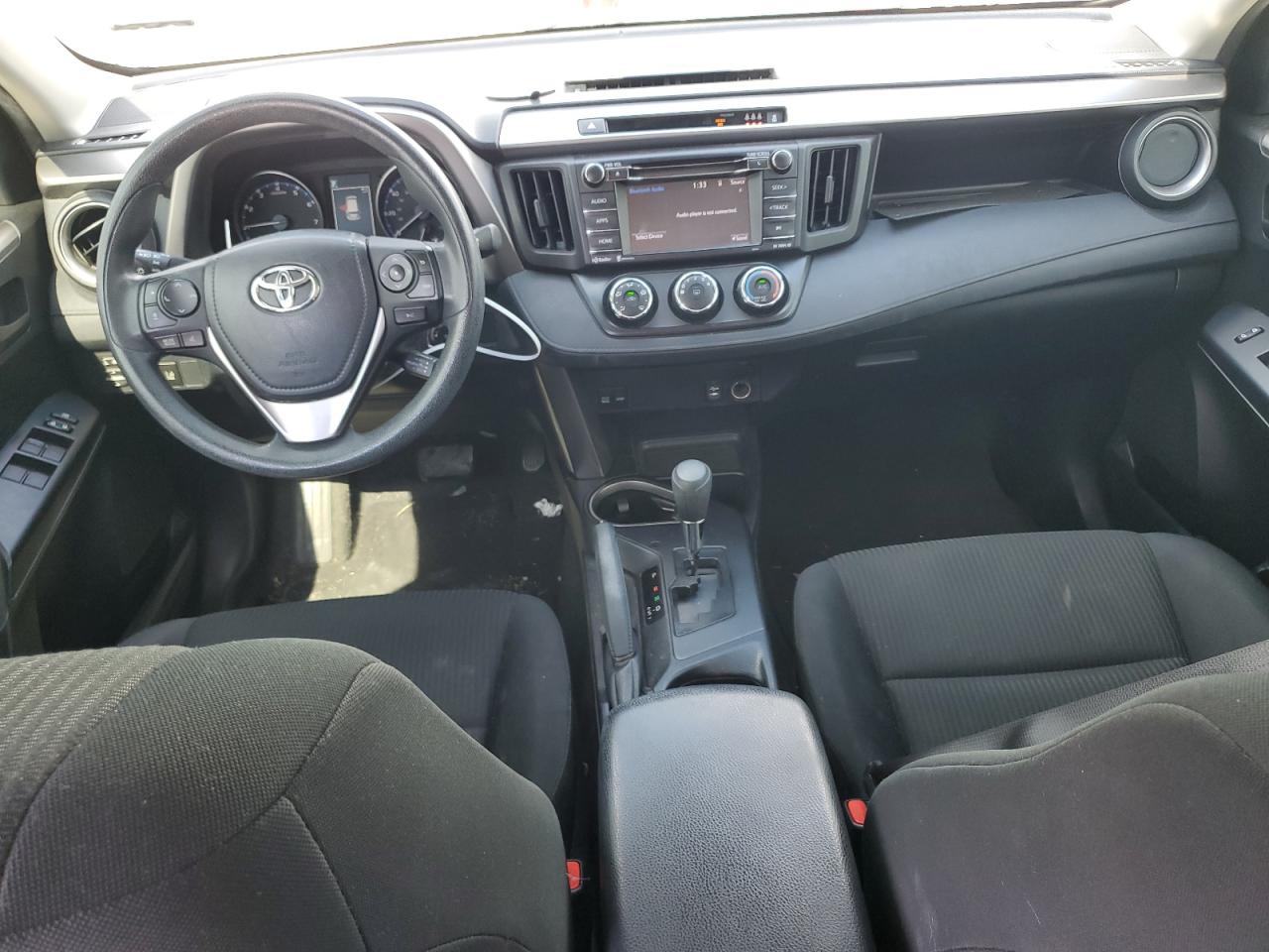 2017 Toyota Rav4 Le VIN: JTMZFREV9HJ132100 Lot: 84737535