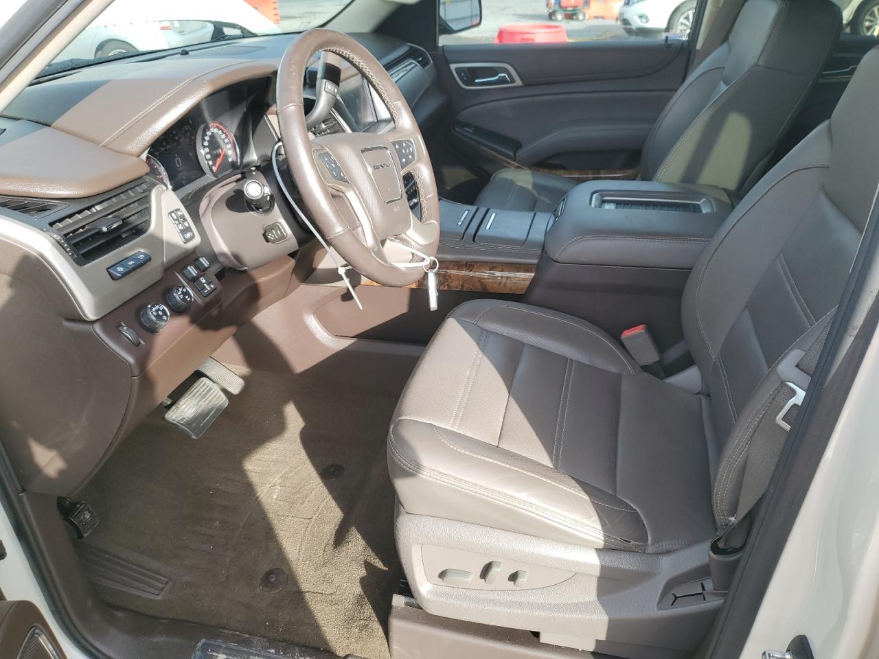 2015 GMC Yukon Denali VIN: 1GKS2CKJ4FR700624 Lot: 82309795