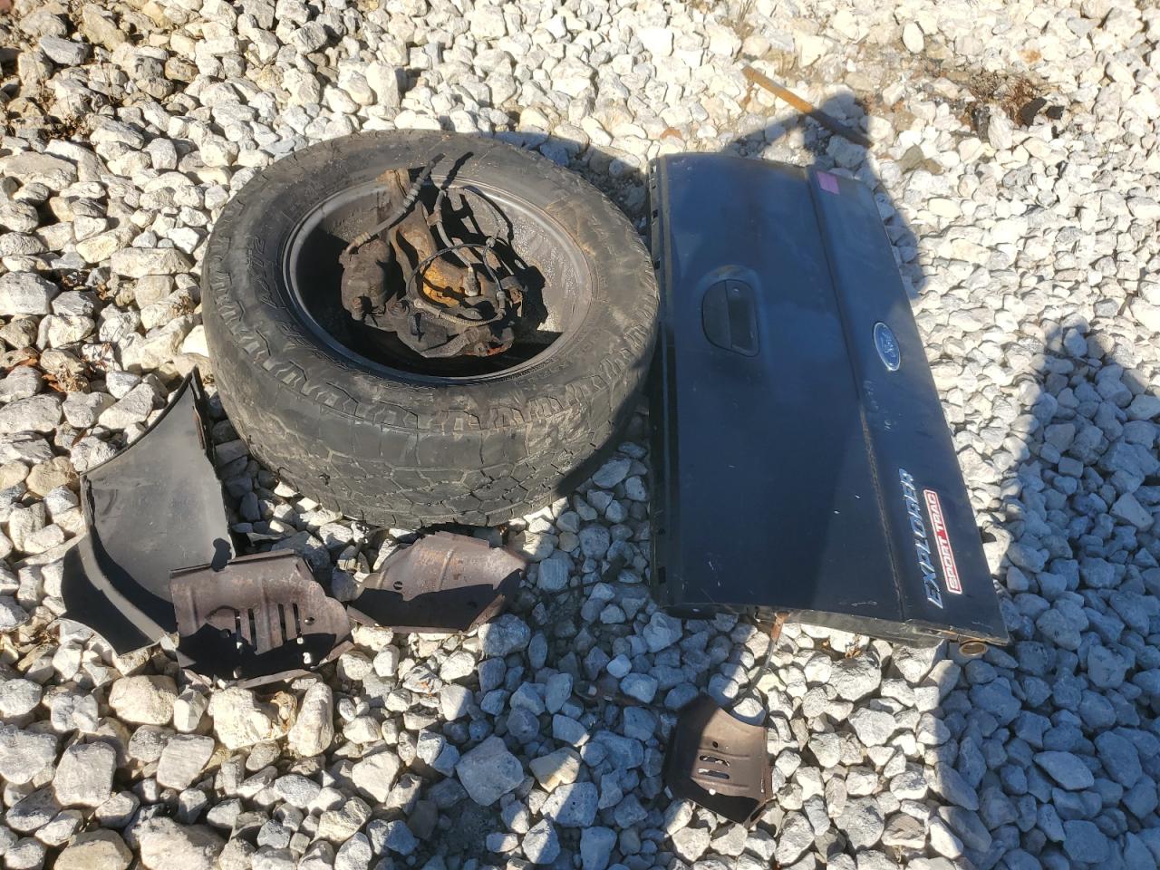 2001 Ford Explorer Sport Trac VIN: 1FMZU67EX1UA74743 Lot: 86256045