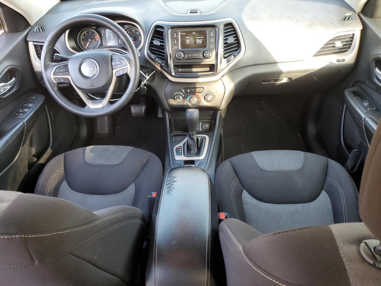 2016 Jeep Cherokee Sport VIN: 1C4PJLABXGW370926 Lot: 82290795