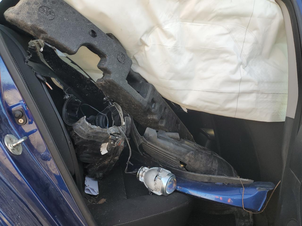 2018 Kia Forte Lx VIN: 3KPFK4A70JE184260 Lot: 82653335