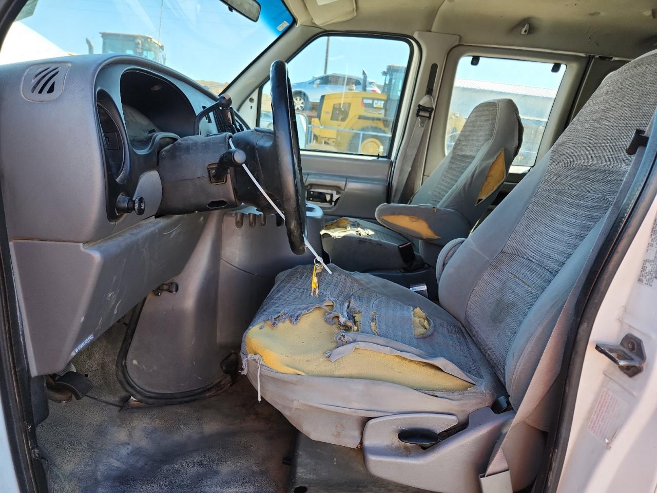 2000 Ford Econoline E350 Super Duty Wagon VIN: 1FBSS31S9YHA60154 Lot: 86685945