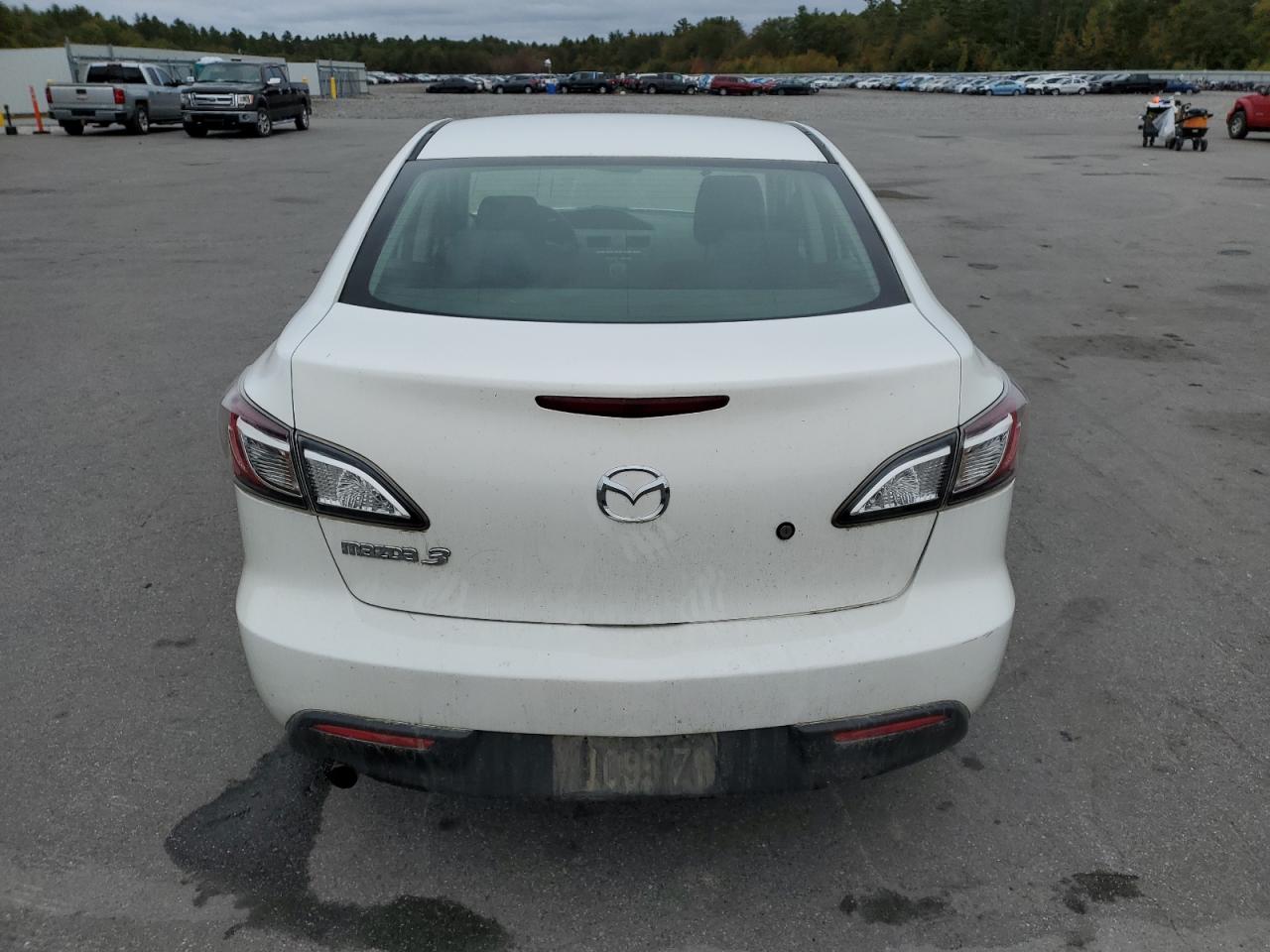 2011 Mazda 3 I VIN: JM1BL1UG3B1426484 Lot: 86209265