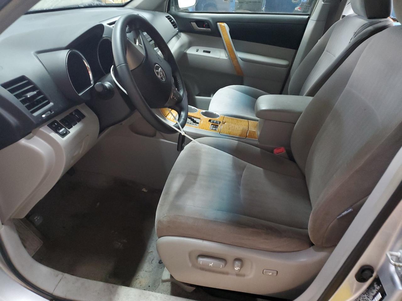 2008 Toyota Highlander Hybrid VIN: JTEEW41AX82003096 Lot: 82323375