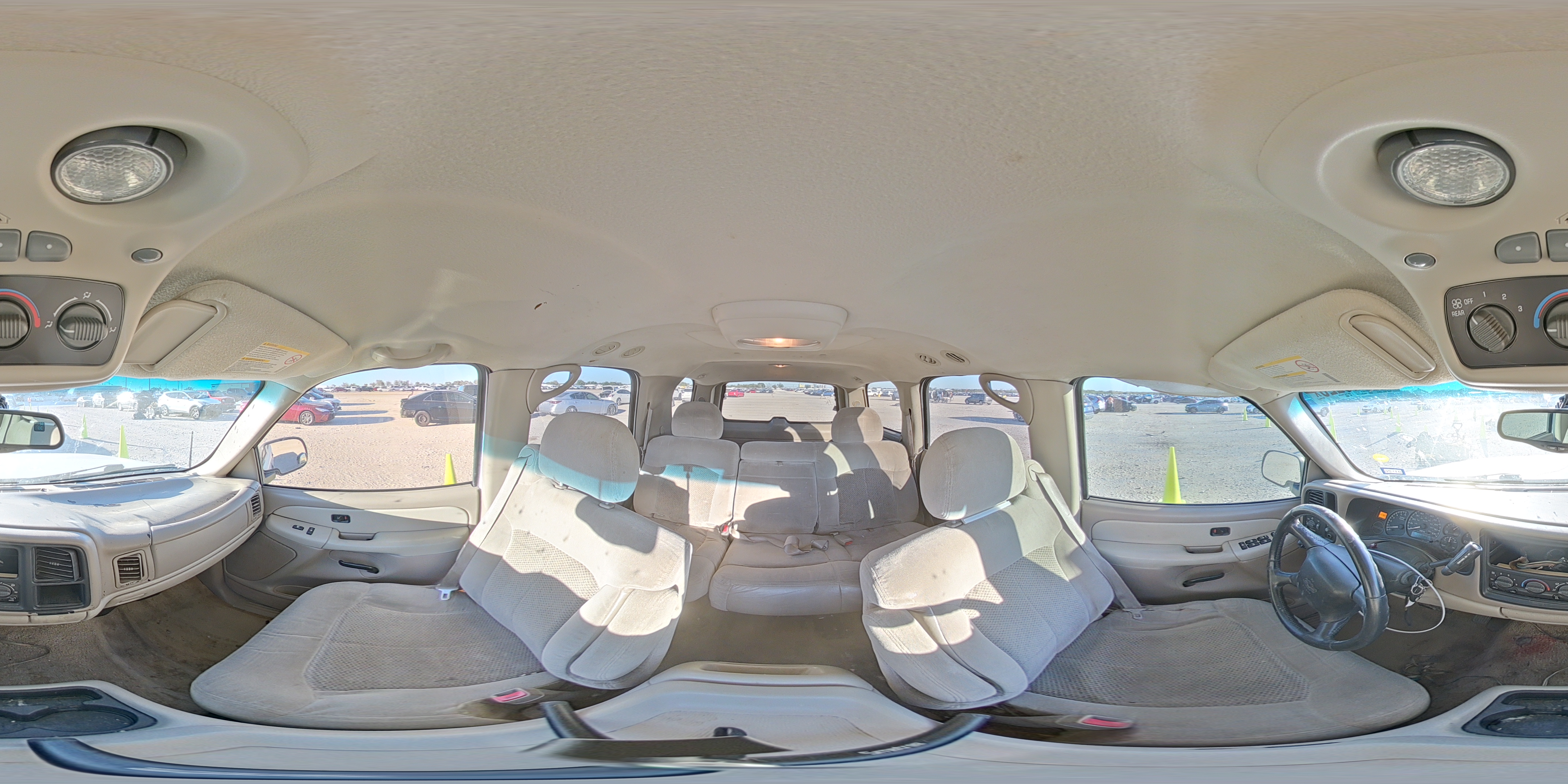 2002 Chevrolet Tahoe C1500 VIN: 1GNEC13Z72J199226 Lot: 90643225