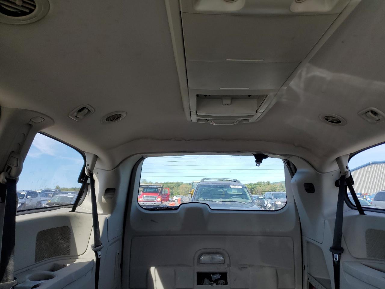 2014 Chrysler Town & Country Touring VIN: 2C4RC1BG5ER218155 Lot: 84285365