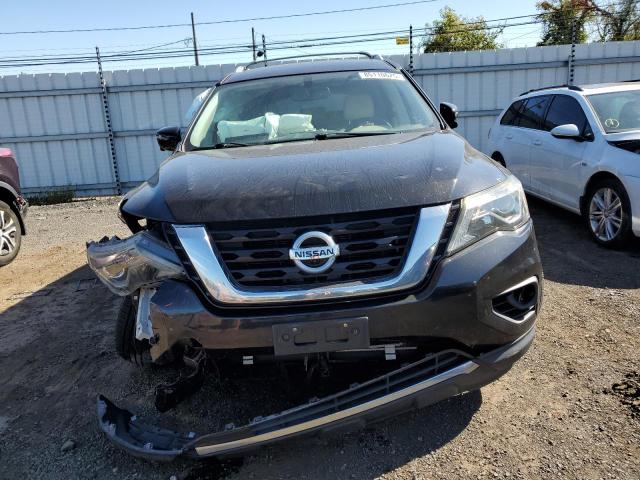  NISSAN PATHFINDER 2017 Черный