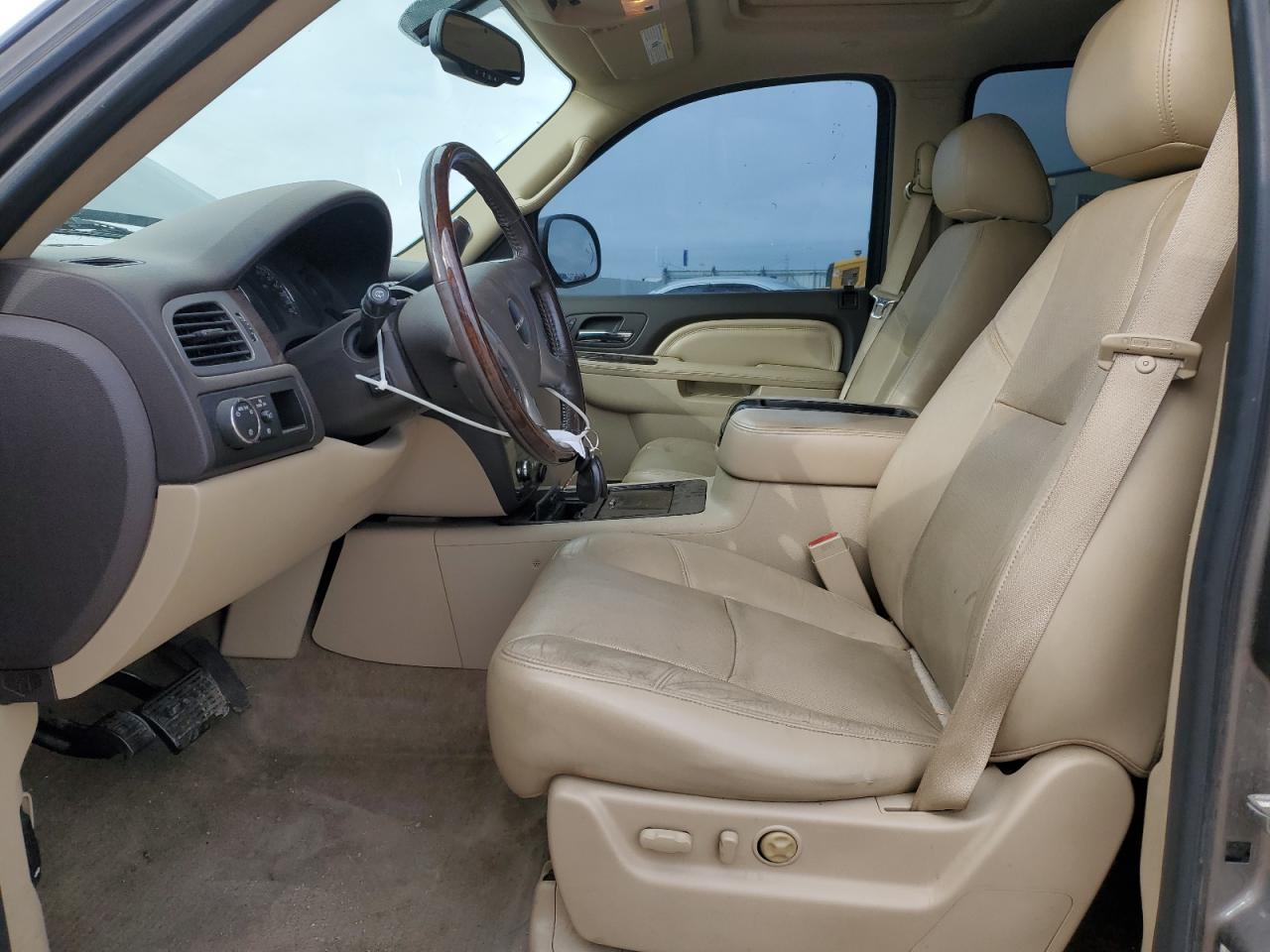 2012 GMC Yukon Xl Denali VIN: 1GKS2MEF3CR285708 Lot: 89826635