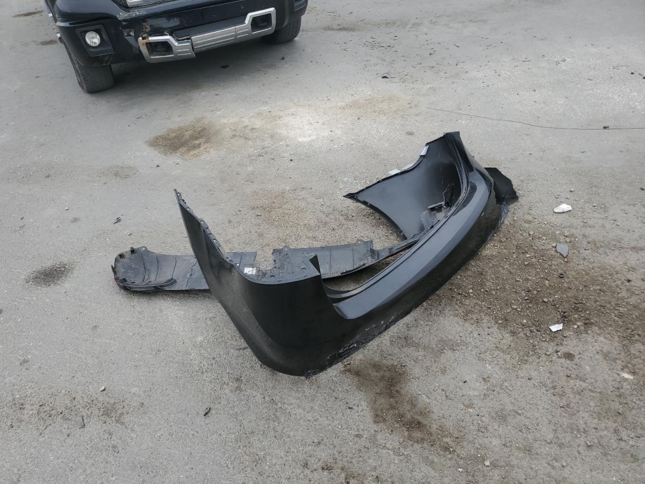 2018 Kia Forte Lx VIN: 3KPFL4A7XJE165986 Lot: 82737275