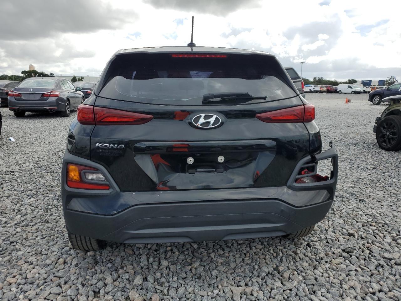 2018 Hyundai Kona Se VIN: KM8K12AA5JU186875 Lot: 85119525