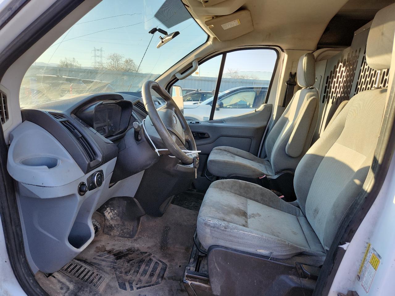 2015 Ford Transit T-250 VIN: 1FTNR2ZG9FKA32420 Lot: 90383965