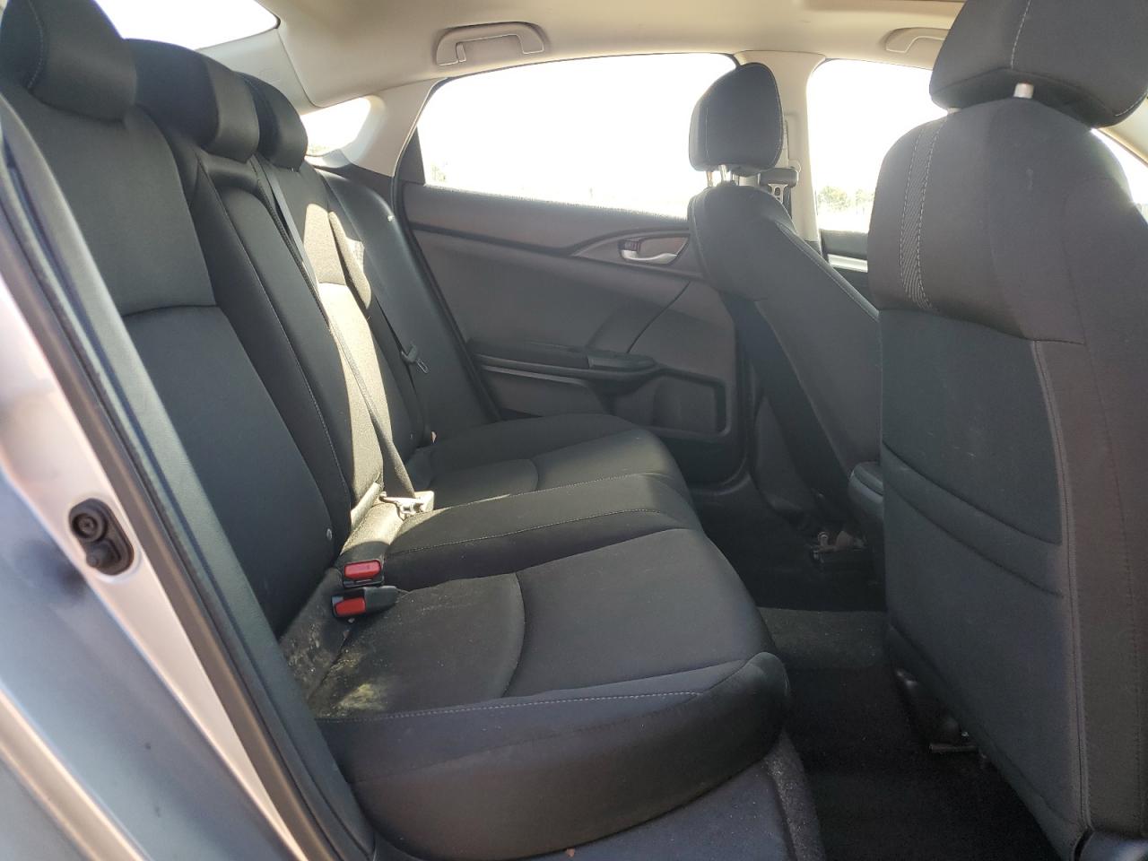 2017 Honda Civic Ex VIN: 19XFC2F7XHE046620 Lot: 89890575