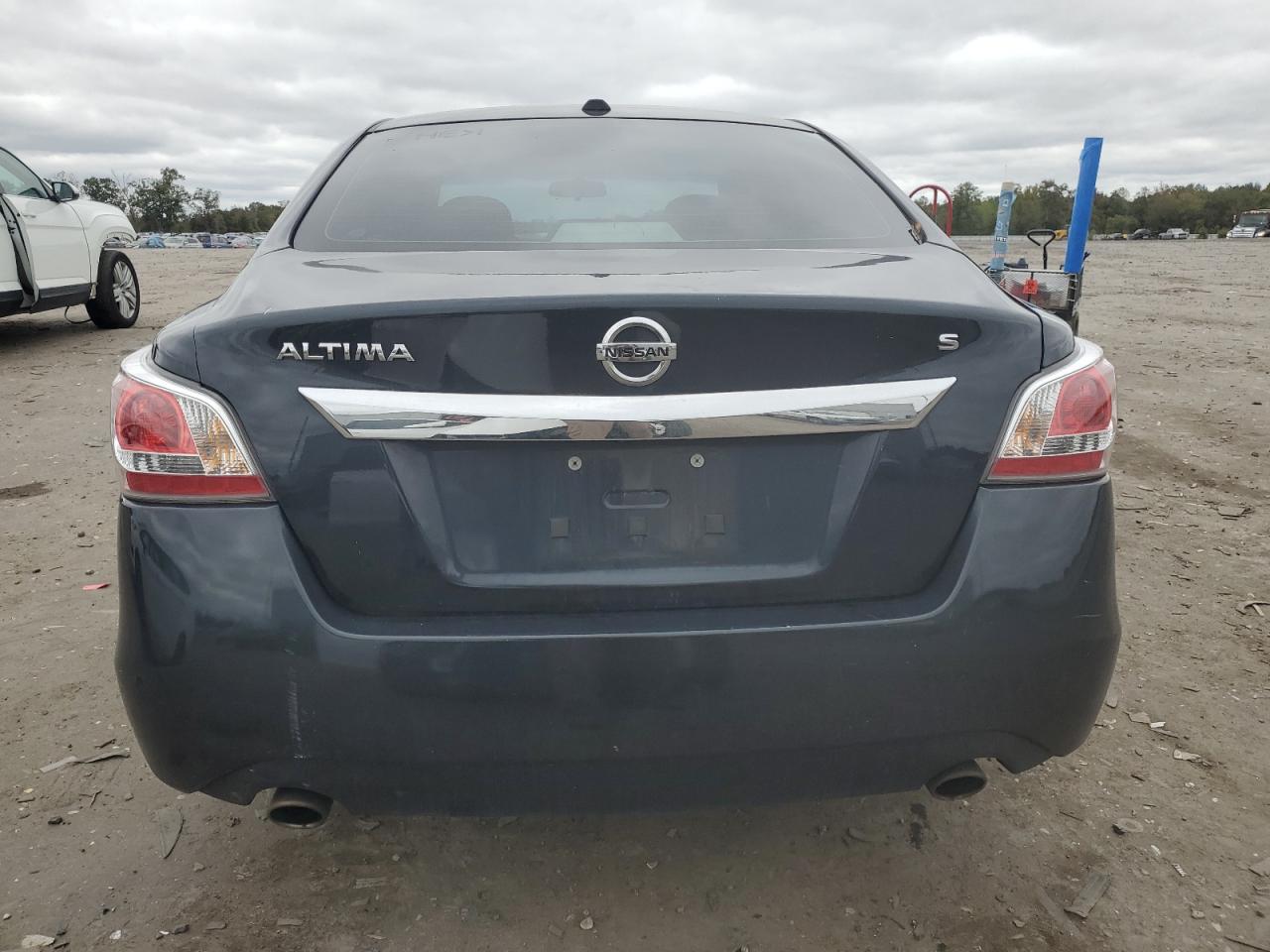 2015 Nissan Altima 2.5 VIN: 1N4AL3AP1FN386180 Lot: 86123355