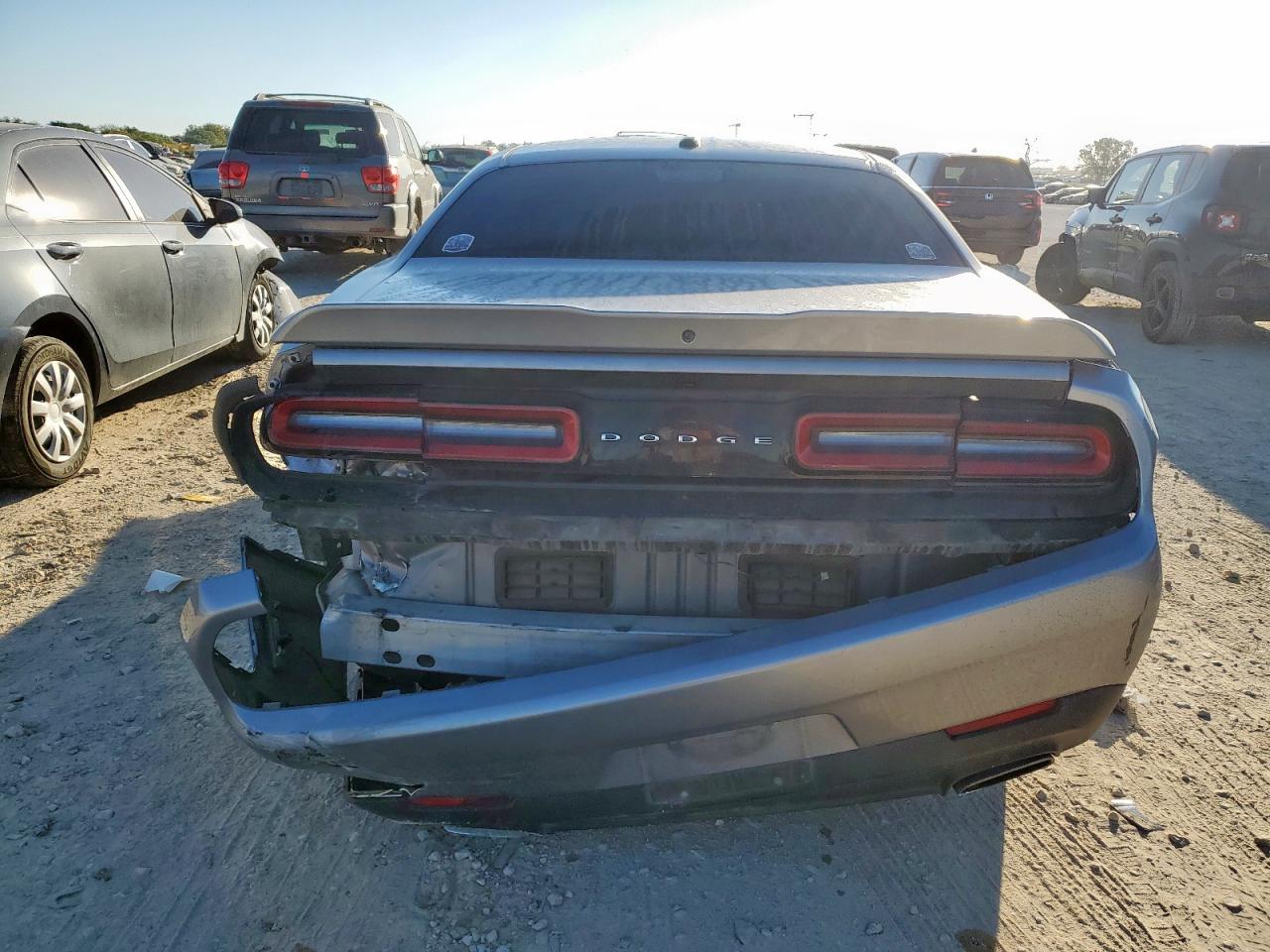 2018 Dodge Challenger Sxt VIN: 2C3CDZAGXJH110816 Lot: 86126905