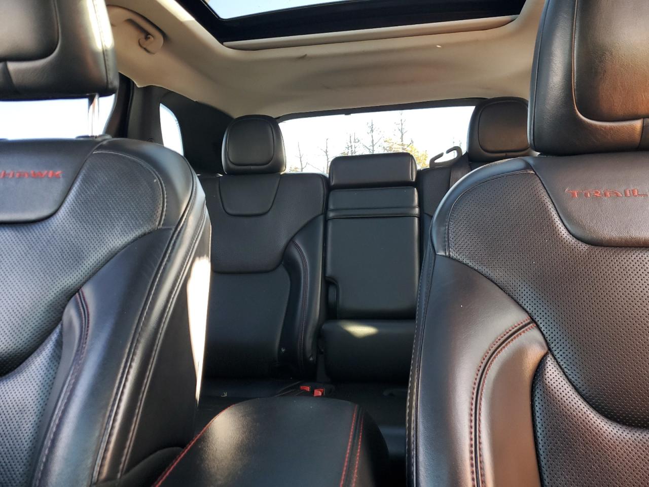 2019 Jeep Cherokee Trailhawk VIN: 1C4PJMBX0KD147380 Lot: 82561745