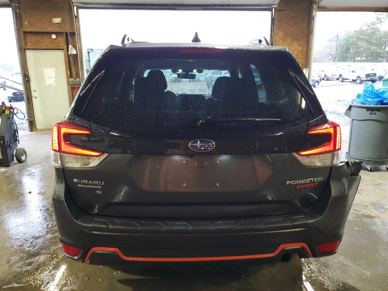 2020 Subaru Forester Sport VIN: JF2SKARCXLH592505 Lot: 85683975