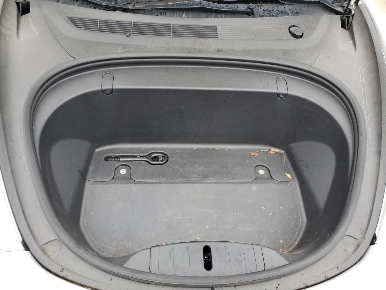 2019 Tesla Model 3 VIN: 5YJ3E1EB0KF493309 Lot: 89863535