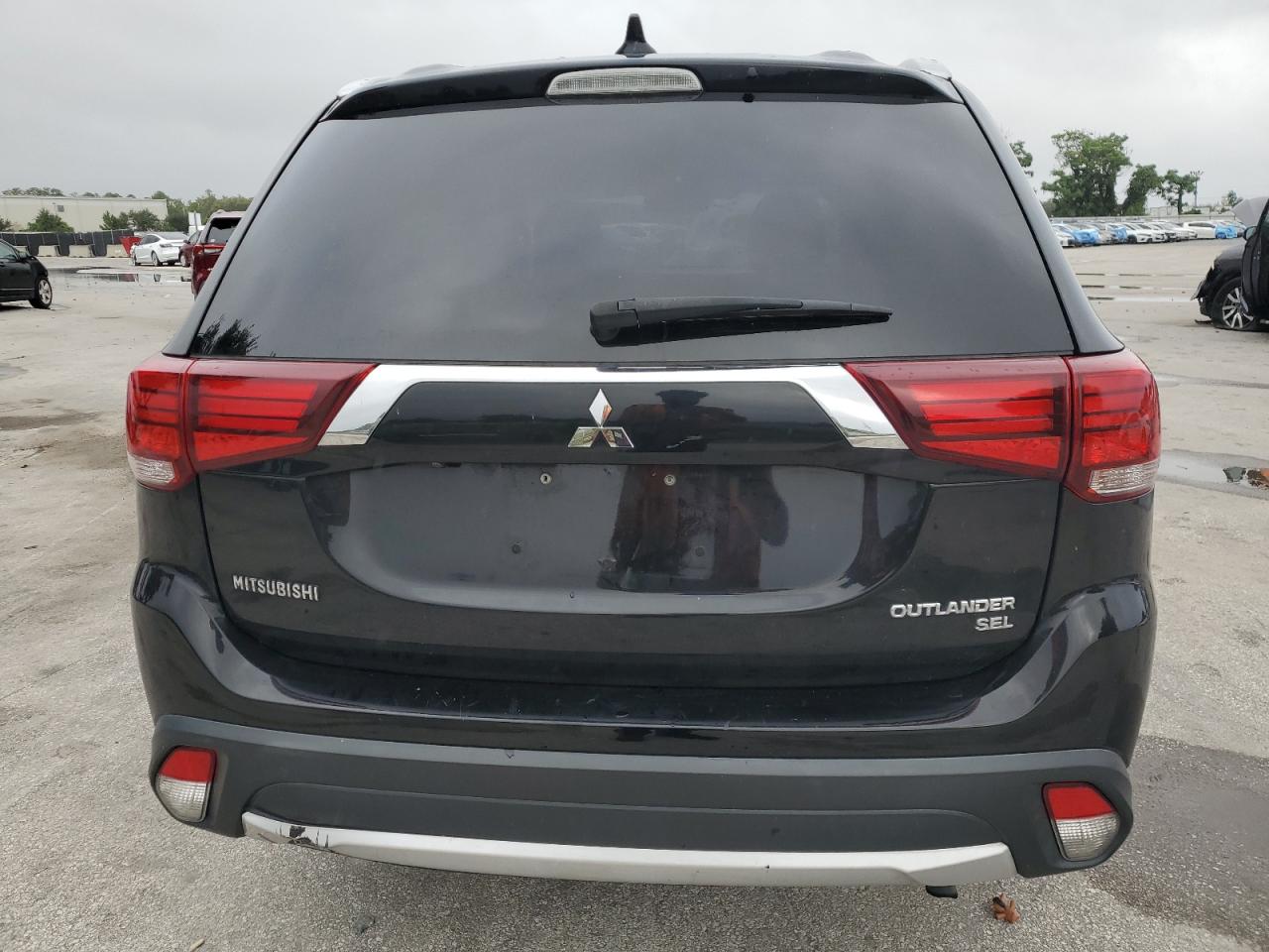 2017 Mitsubishi Outlander Se VIN: JA4AD3A38HZ005774 Lot: 82360745