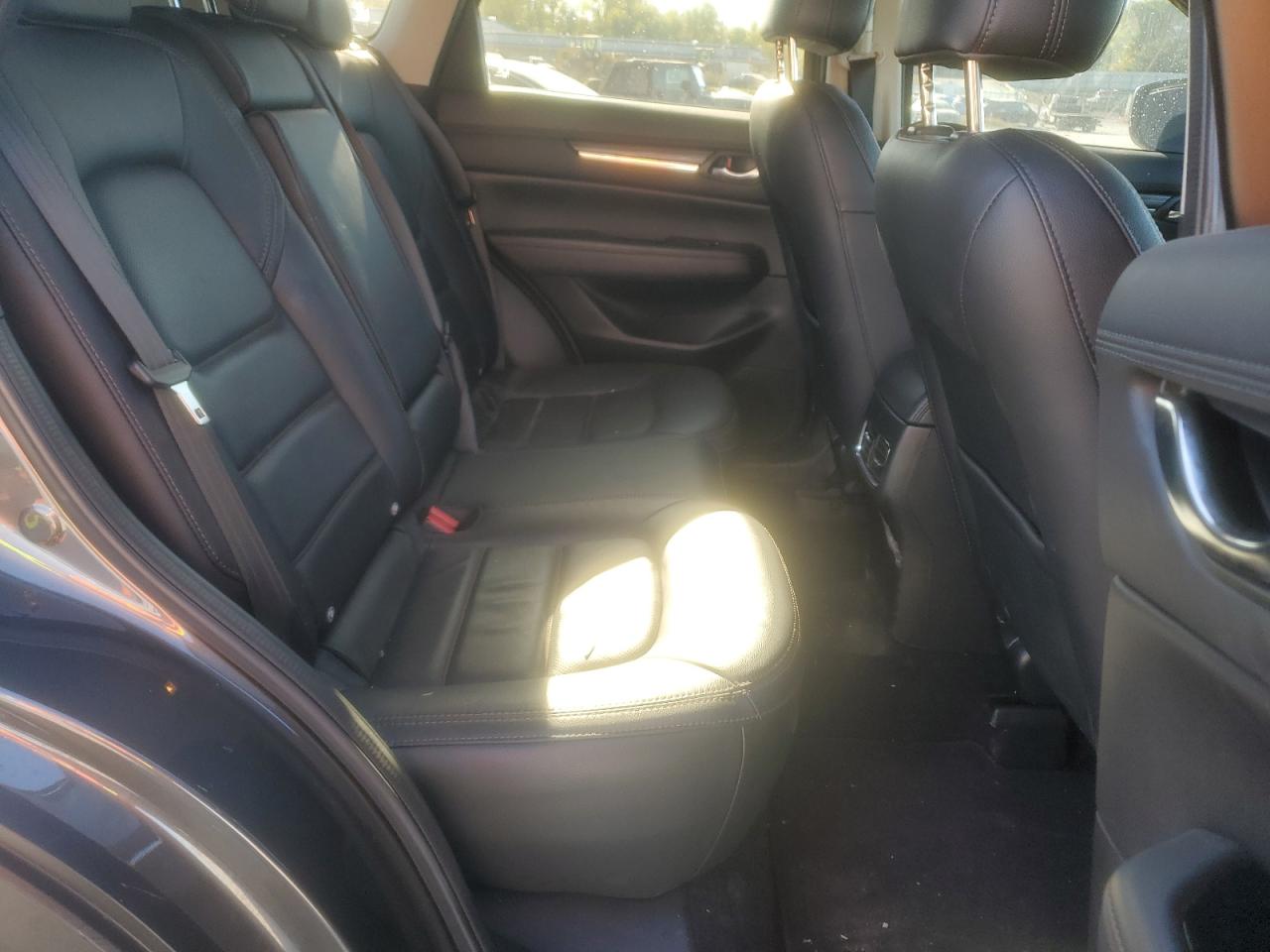 2022 Mazda Cx-5 Premium VIN: JM3KFBDMXN1543266 Lot: 86109205