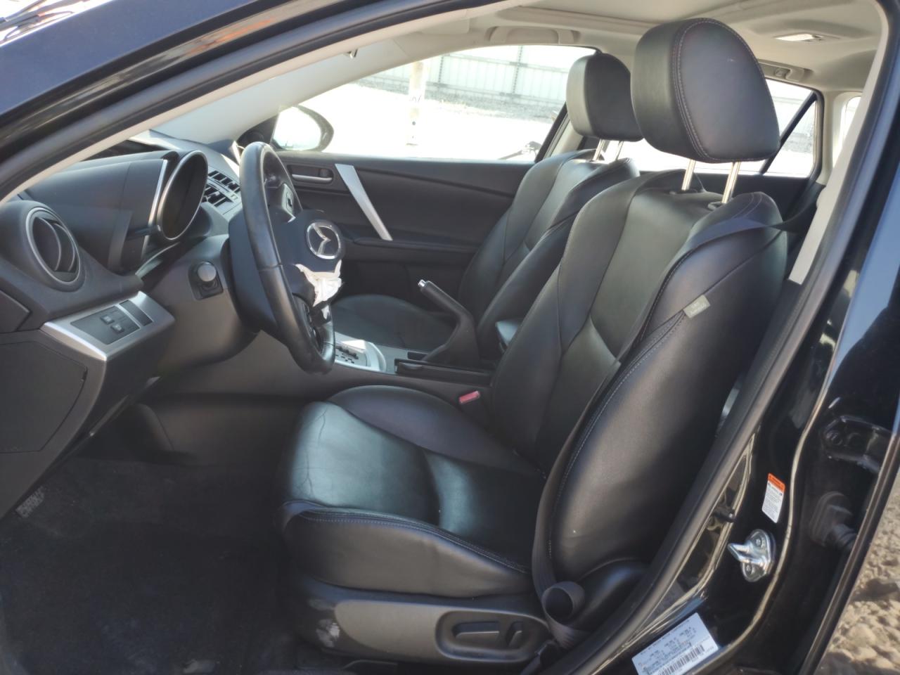 2011 Mazda 3 S VIN: JM1BL1M54B1432843 Lot: 81979545