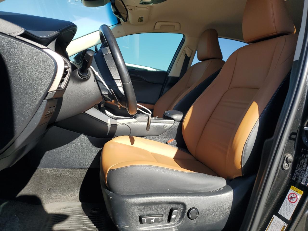 2019 Lexus Nx 300 Base VIN: JTJYARBZ1K2137811 Lot: 86695135