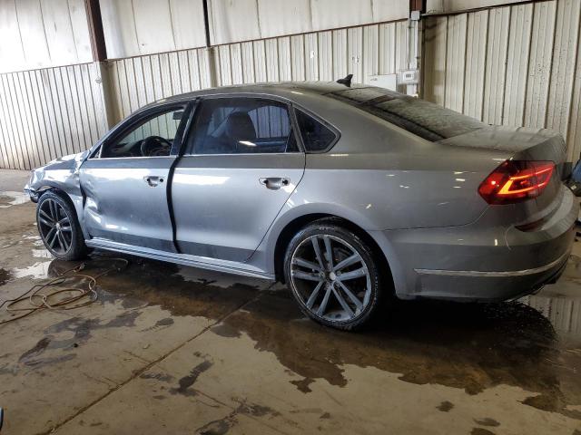  VOLKSWAGEN PASSAT 2018 Серый