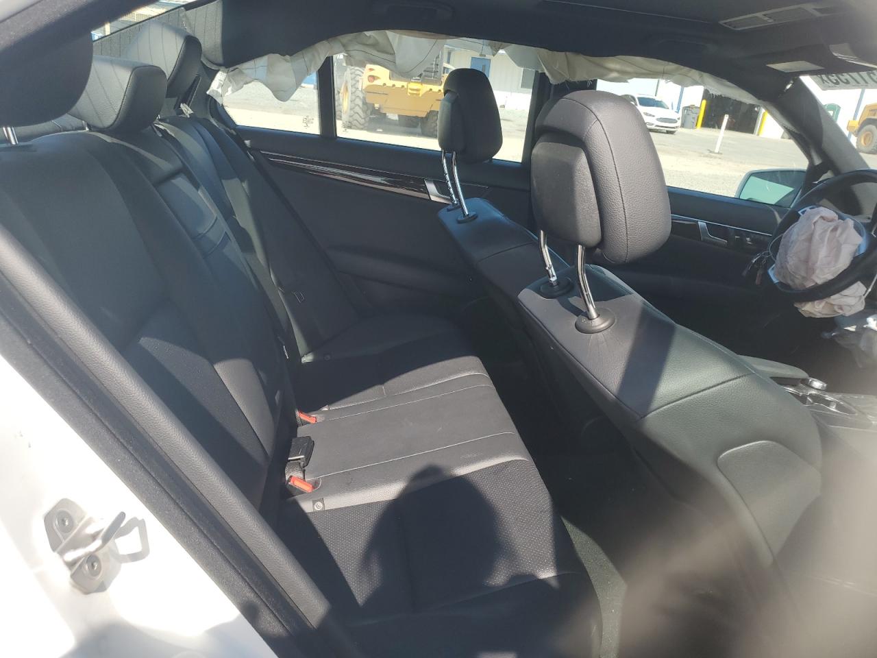 2014 Mercedes-Benz C 300 4Matic VIN: WDDGF8AB6EA953945 Lot: 85751755