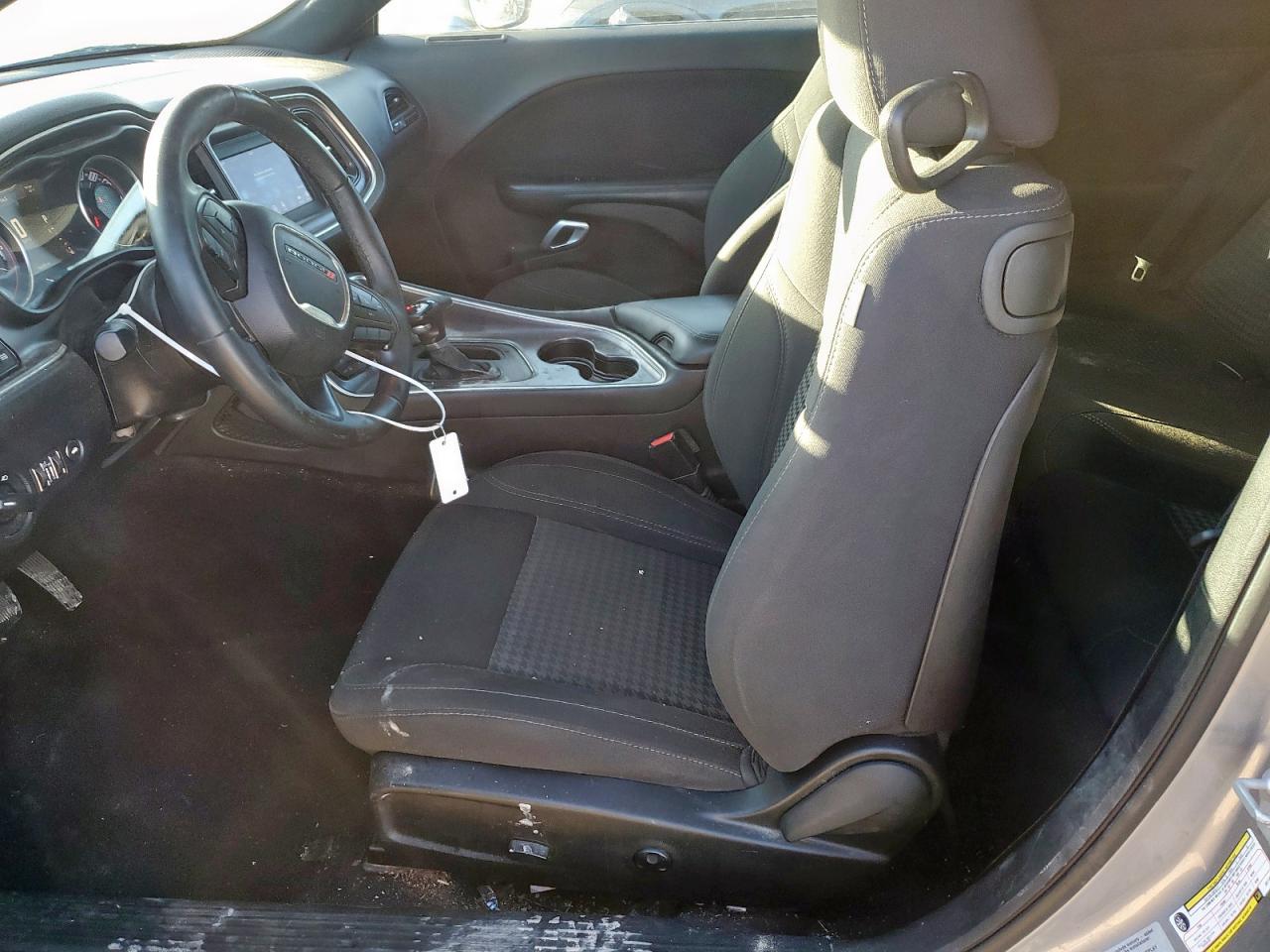 2018 Dodge Challenger Sxt VIN: 2C3CDZAGXJH110816 Lot: 86126905