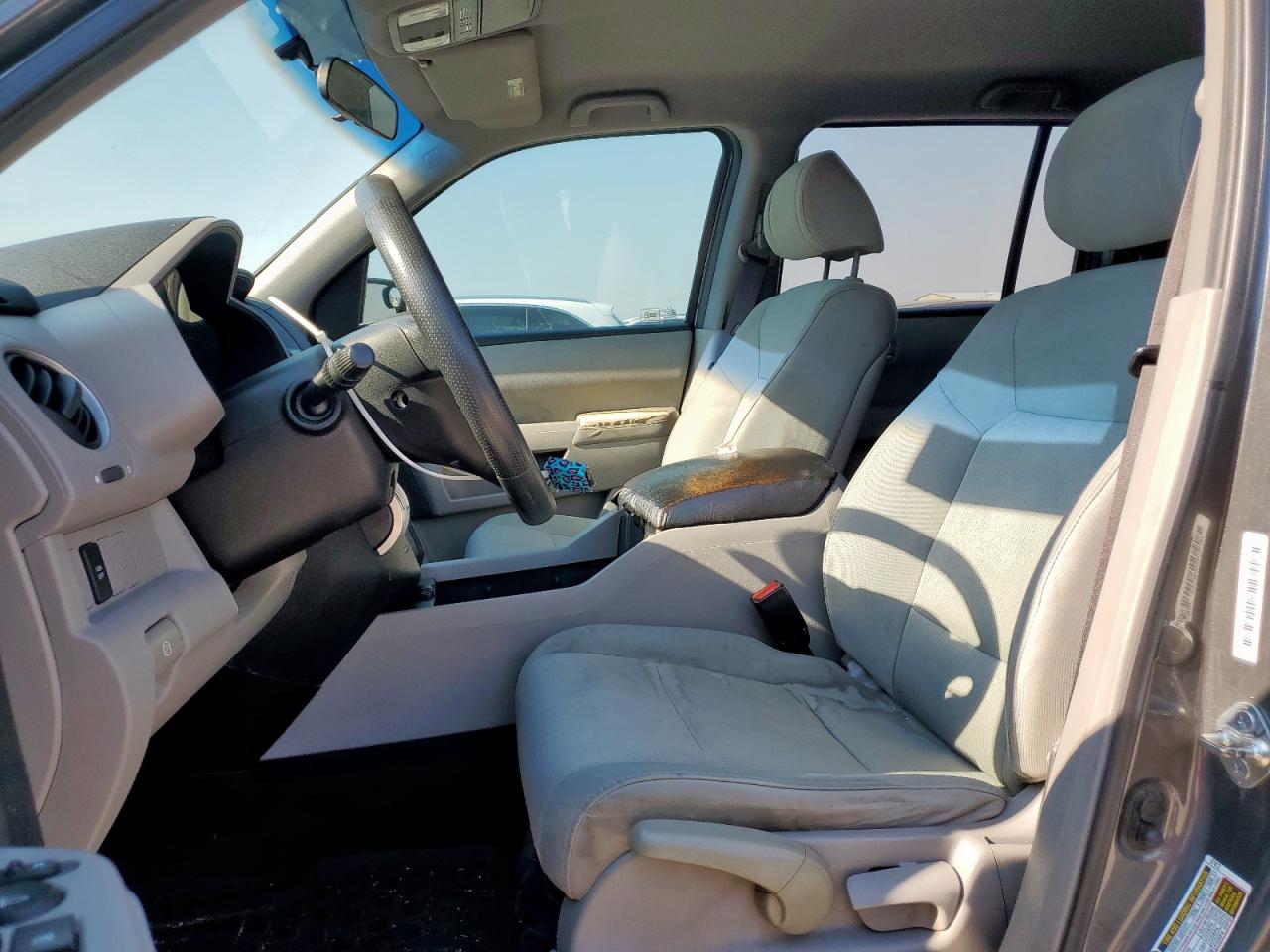 2011 Honda Pilot Lx VIN: 5FNYF3H22BB025642 Lot: 86422505