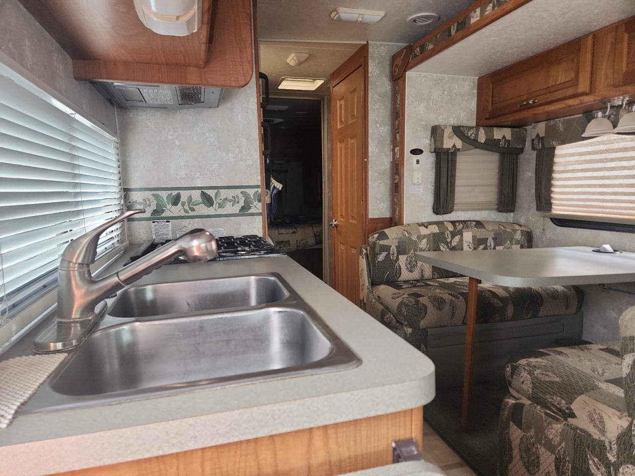 2004 Ford F550 Super - Rv VIN: 1F6MF53S140A10572 Lot: 86487115