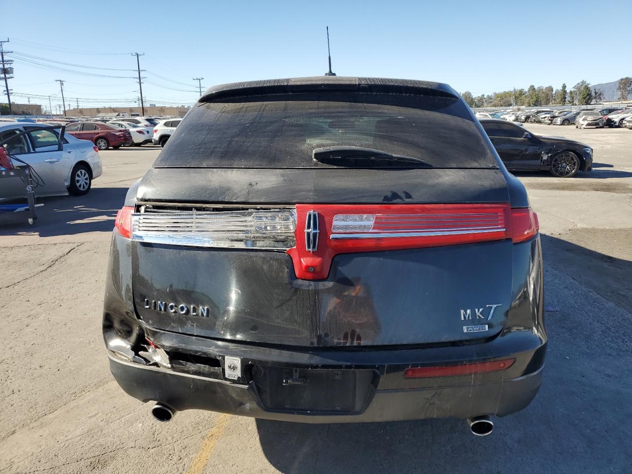 2015 Lincoln Mkt VIN: 2LMHJ5NK7FBL00763 Lot: 85210175