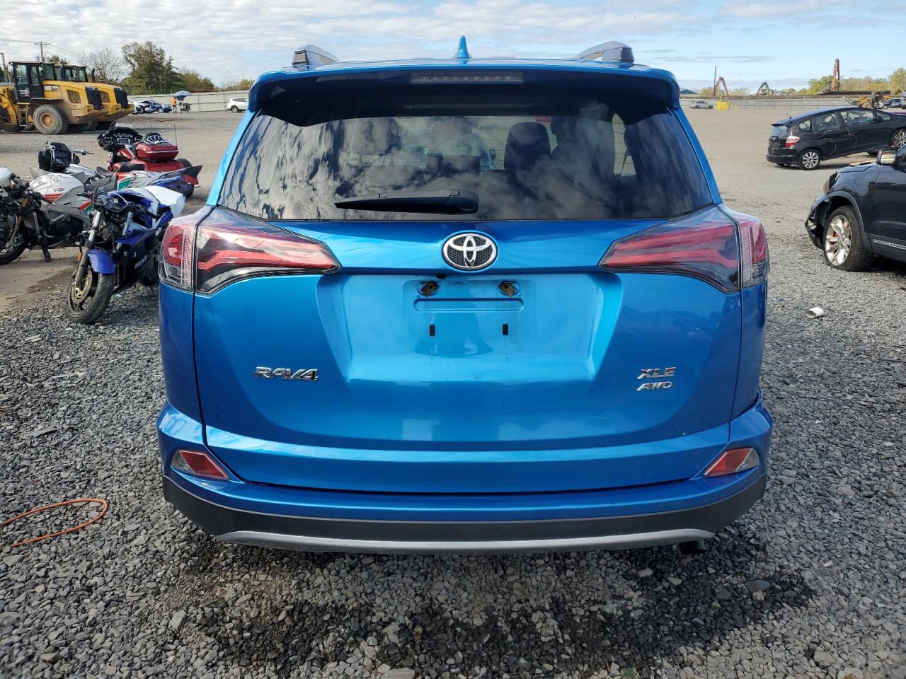 2017 Toyota Rav4 Xle VIN: JTMRFREV1HJ707435 Lot: 86186265