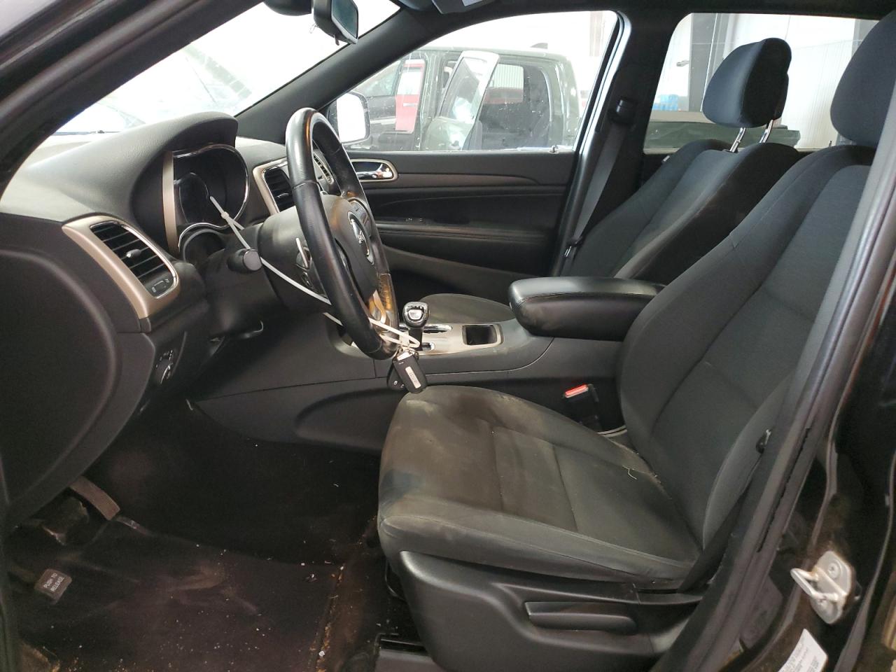 2015 Jeep Grand Cherokee Laredo VIN: 1C4RJFAGXFC241364 Lot: 84596405