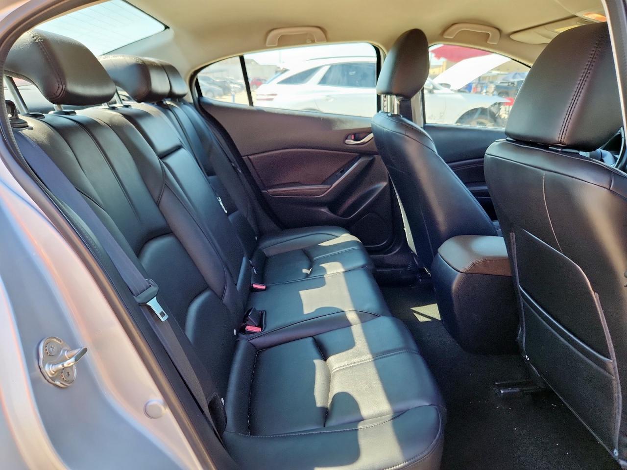 2017 Mazda 3 Touring VIN: 3MZBN1V73HM131127 Lot: 84616125