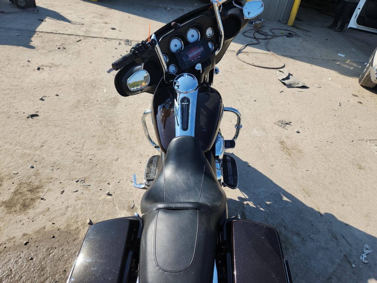 2011 Harley-Davidson Flhx VIN: 1HD1KB416BB673703 Lot: 84837105