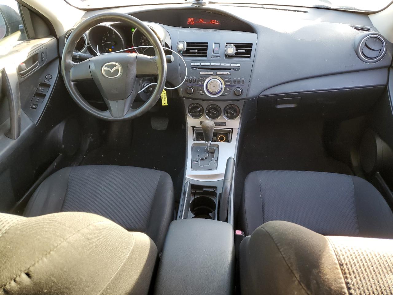 2011 Mazda 3 I VIN: JM1BL1UF1B1423946 Lot: 81639705