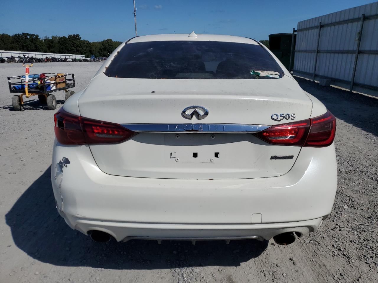 2018 Infiniti Q50 Luxe VIN: JN1EV7AR2JM437220 Lot: 84810915