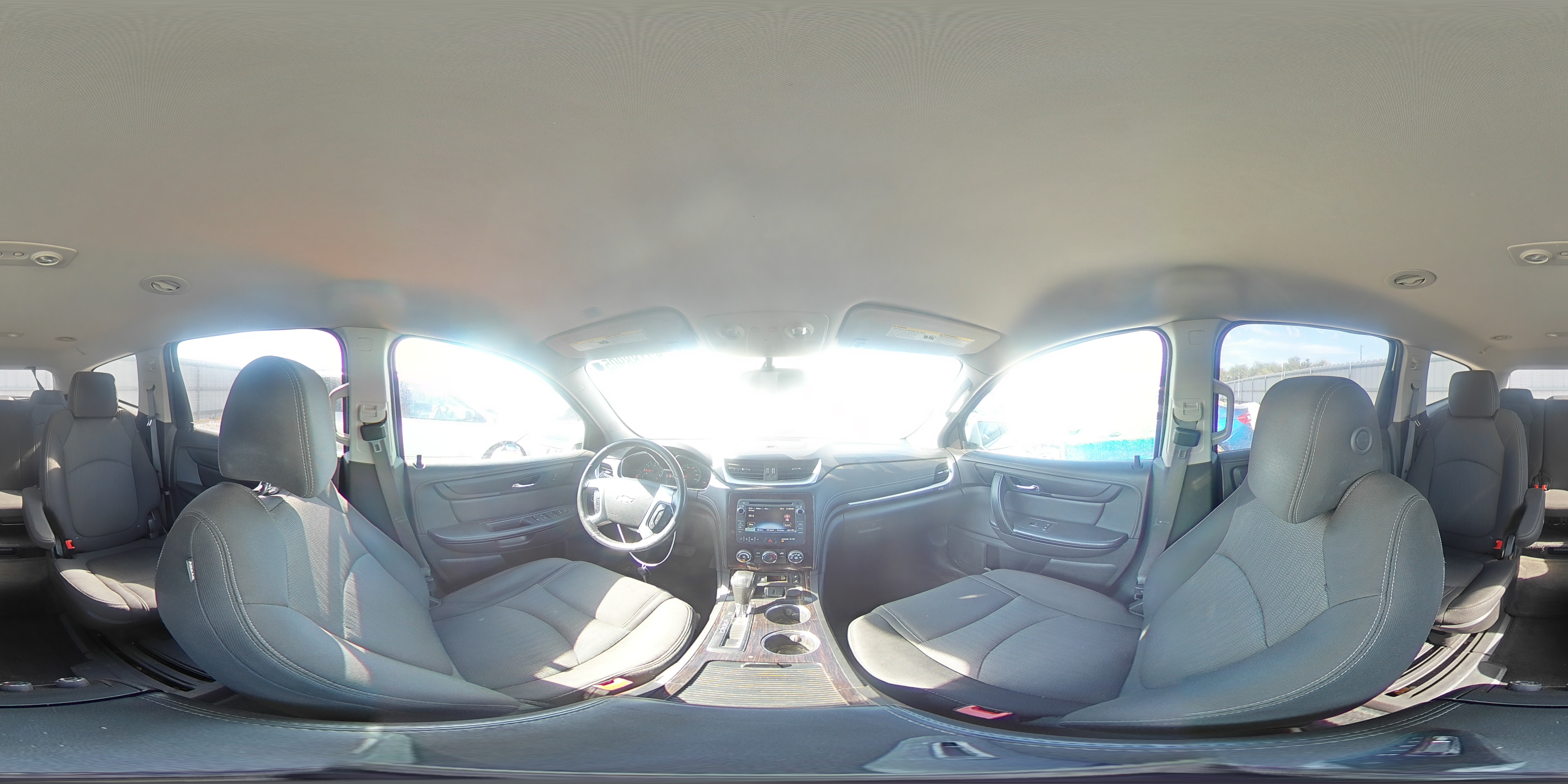 2015 Chevrolet Traverse Lt VIN: 1GNKRGKD4FJ244204 Lot: 82188905