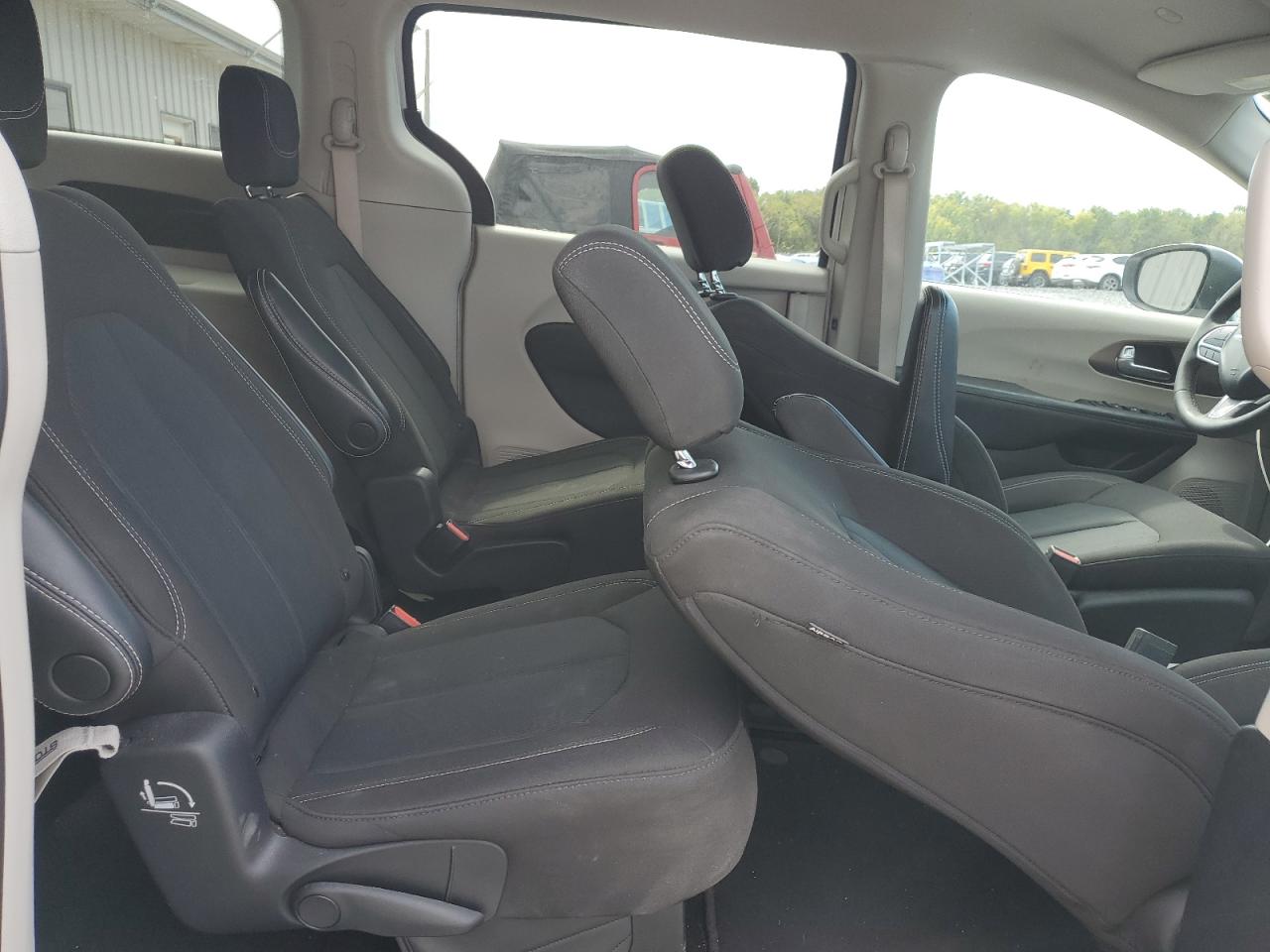 2023 Chrysler Voyager Lx VIN: 2C4RC1CGXPR519876 Lot: 84638765