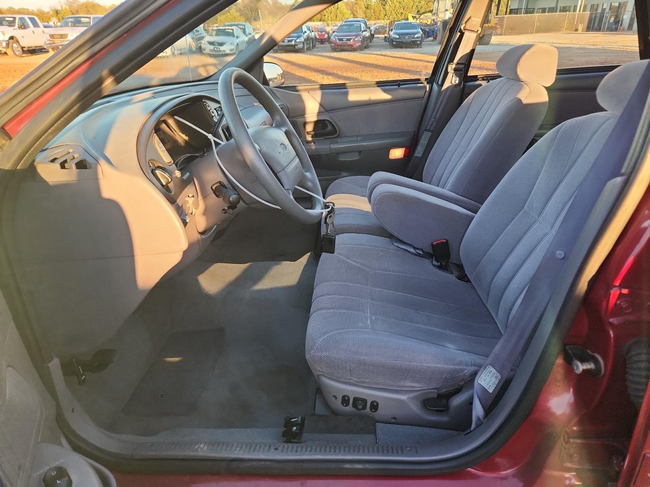 1995 Ford Taurus Gl VIN: 1FALP57U1SA127261 Lot: 84859545