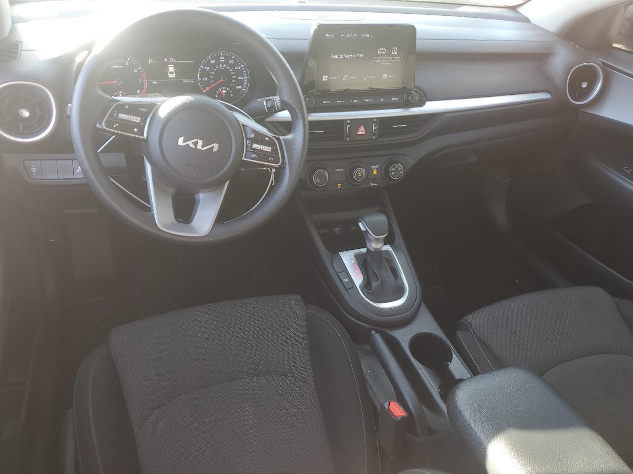 2024 Kia Forte Lx VIN: 3KPF24AD2RE698399 Lot: 89512895