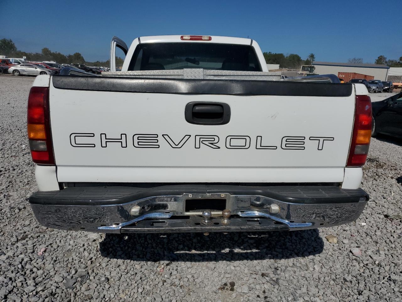 2000 Chevrolet Silverado C1500 VIN: 1GCEC14W4YZ145356 Lot: 85664485