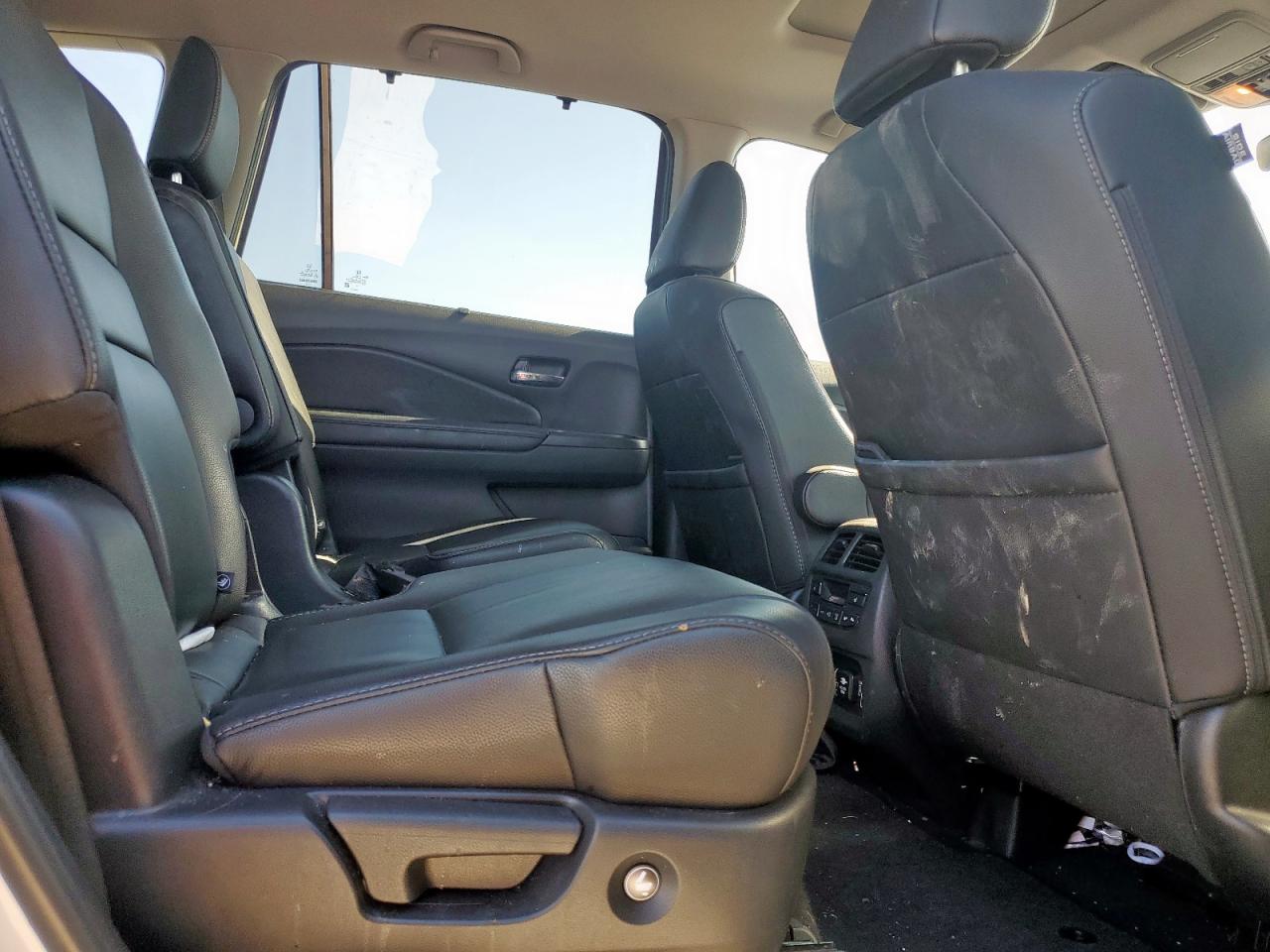 2020 Honda Pilot Touring VIN: 5FNYF5H68LB005881 Lot: 85735655