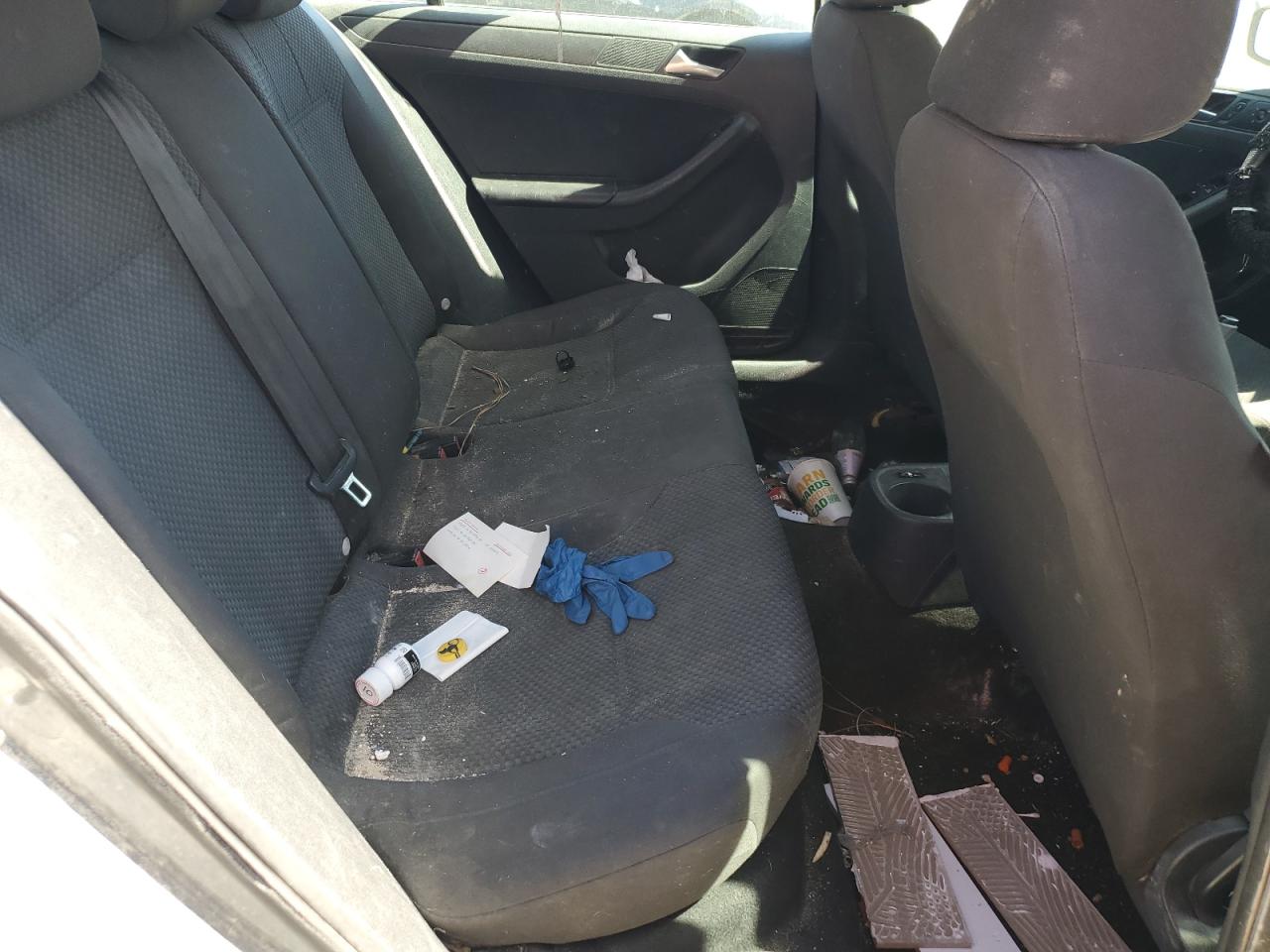 2013 Volkswagen Jetta Base VIN: 3VW2K7AJ5DM401577 Lot: 82443985