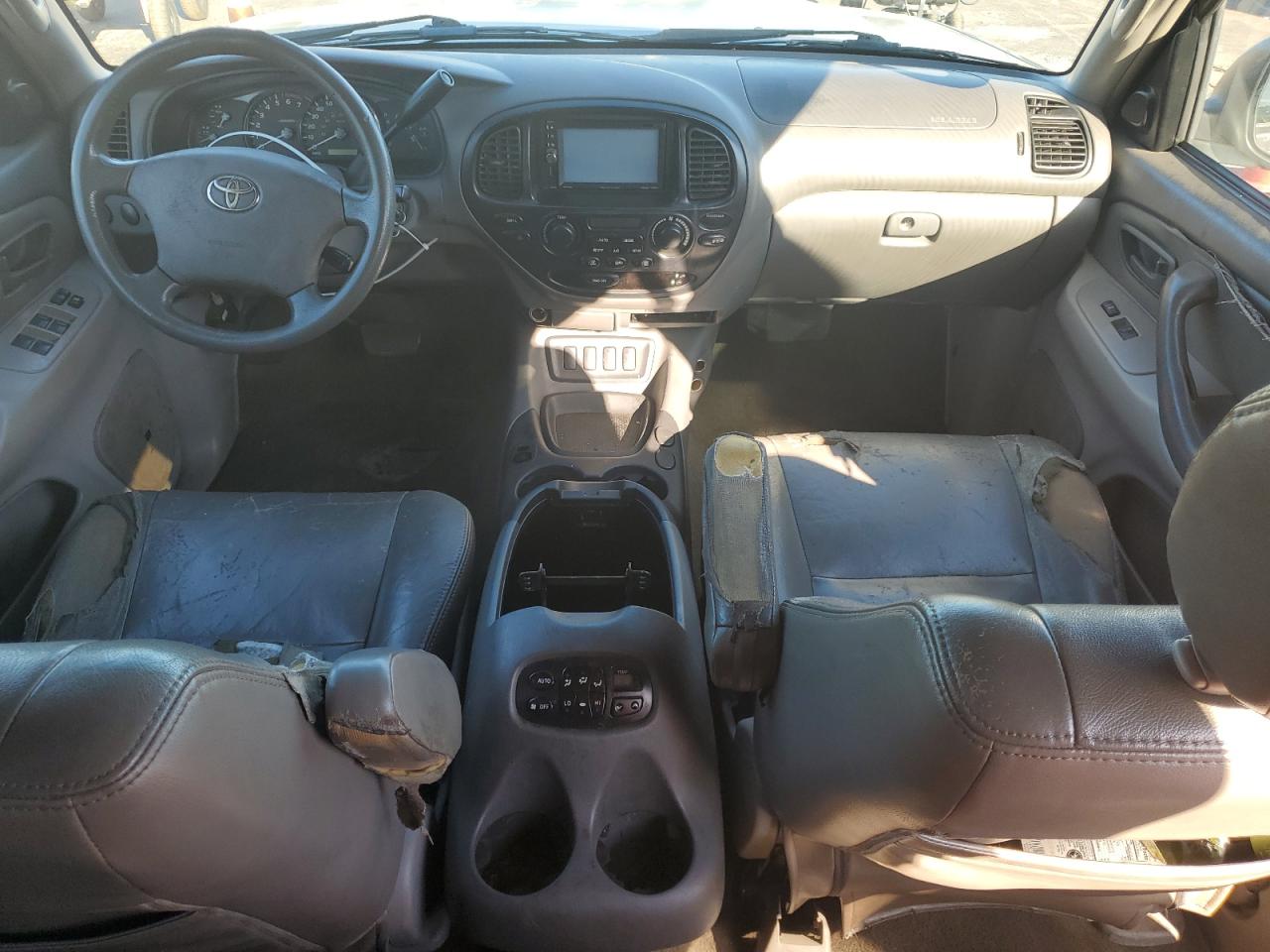 2005 Toyota Sequoia Sr5 VIN: 5TDZT34A05S250880 Lot: 87128275