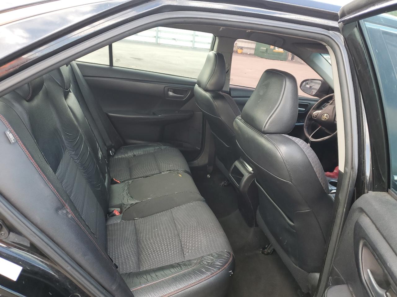 2015 Toyota Camry Le VIN: 4T1BF1FK2FU492212 Lot: 84961675