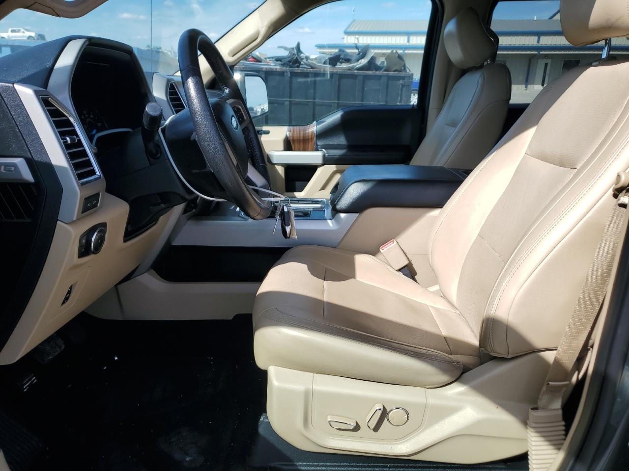 2015 Ford F150 Supercrew VIN: 1FTEW1EFXFKE82111 Lot: 81996895