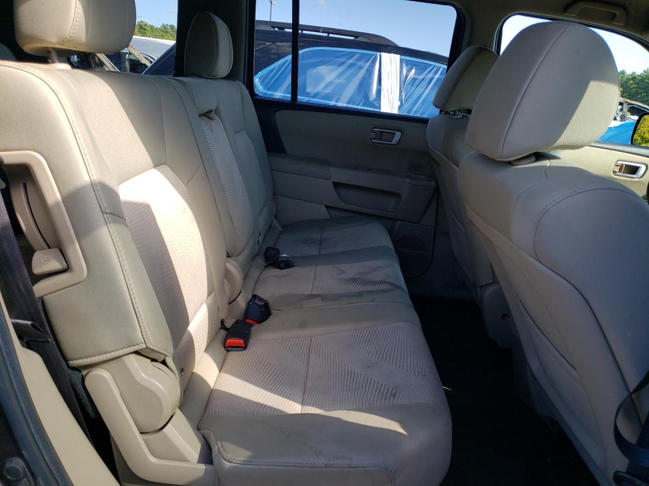 2012 Honda Pilot Lx VIN: 5FNYF4H23CB007531 Lot: 81660255